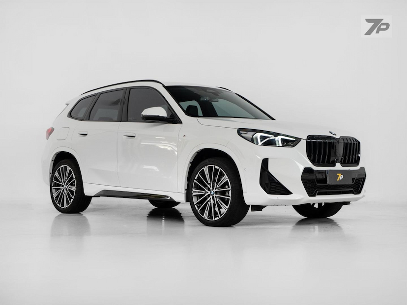 Foto do veículo BMW X1  S20I M SPORT 2025 15.180 KM 339.000,00