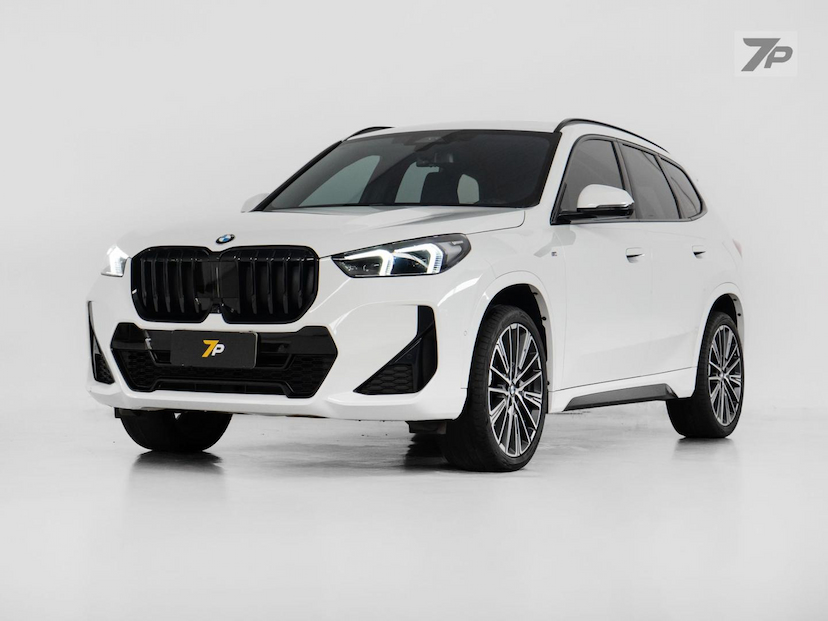 Foto do veículo BMW X1  S20I M SPORT 2025 15.180 KM 339.000,00