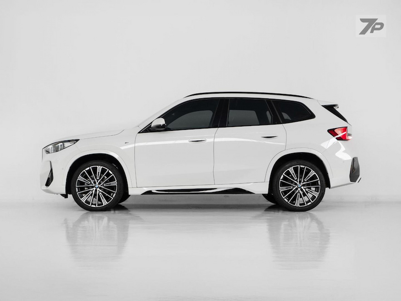 Foto do veículo BMW X1  S20I M SPORT 2025 15.180 KM 339.000,00