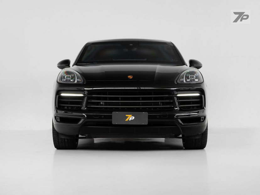 Foto do veículo PORSCHE CAYENNE  CP PHE 2022 26.000 KM 728.500,00