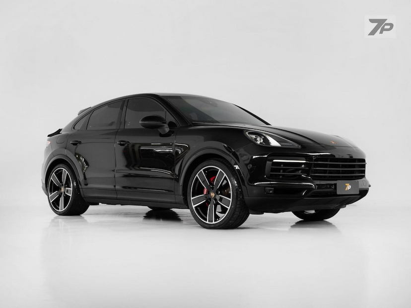 Foto do veículo PORSCHE CAYENNE  CP PHE 2022 26.000 KM 728.500,00