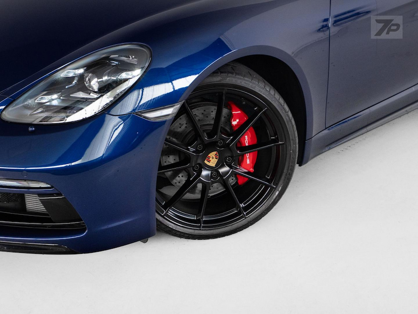Foto do veículo PORSCHE CAYMAN  GTS 4.0 2024 5.348 KM 635.000,00