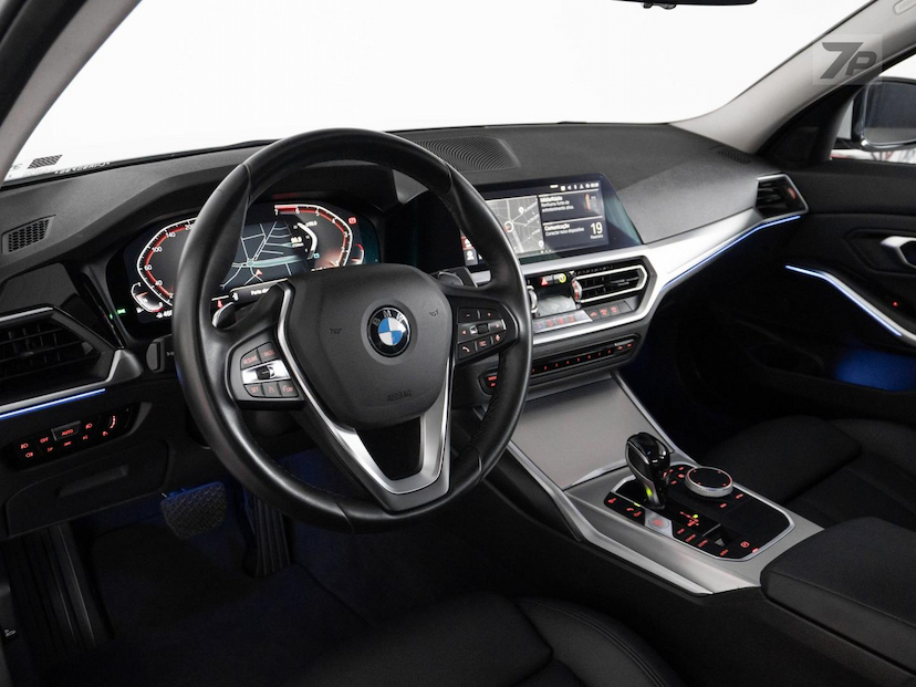 Foto do veículo BMW 320I  2020 54.875 KM 194.900,00