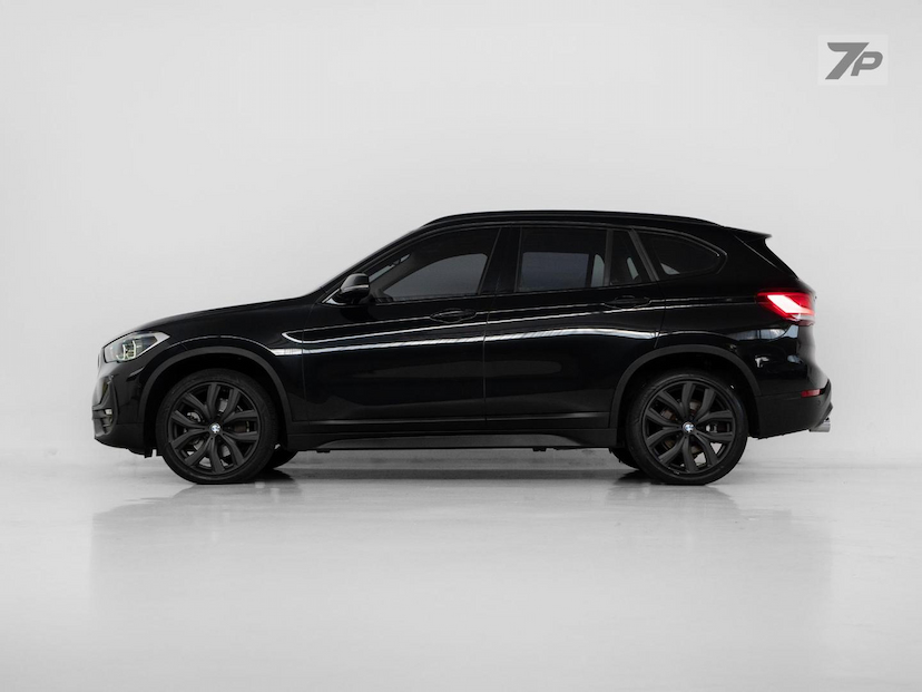 Foto do veículo BMW X1  S201 ACTIVE FLEX 2022 52.945 KM 172.000,00