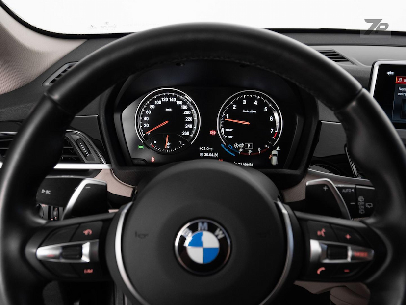 Foto do veículo BMW X1  S201 ACTIVE FLEX 2022 52.945 KM 172.000,00