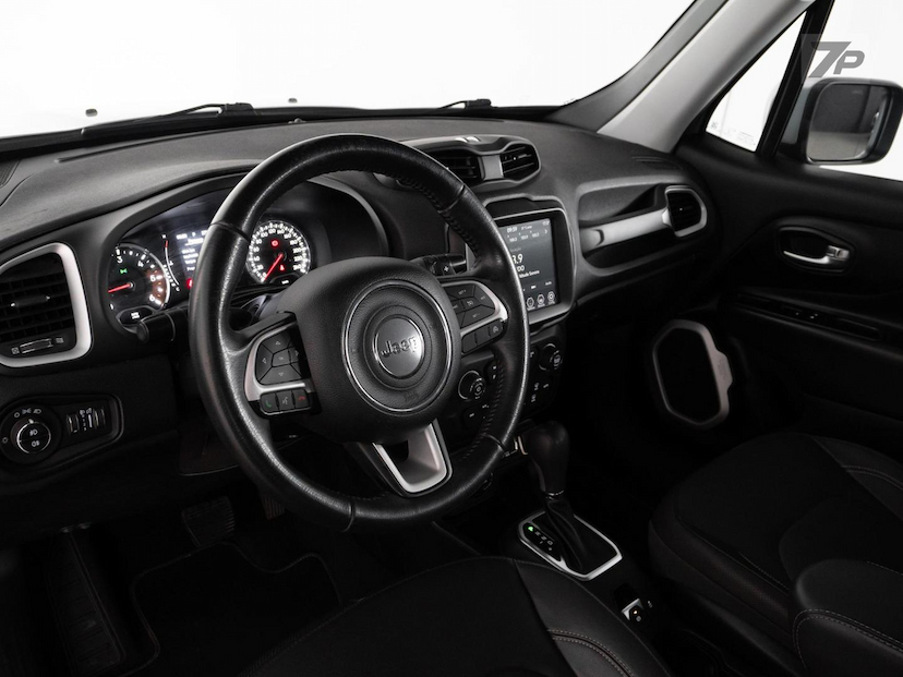 Foto do veículo JEEP RENEGADE  LNGTD AT D 2021 69.493 KM 102.900,00