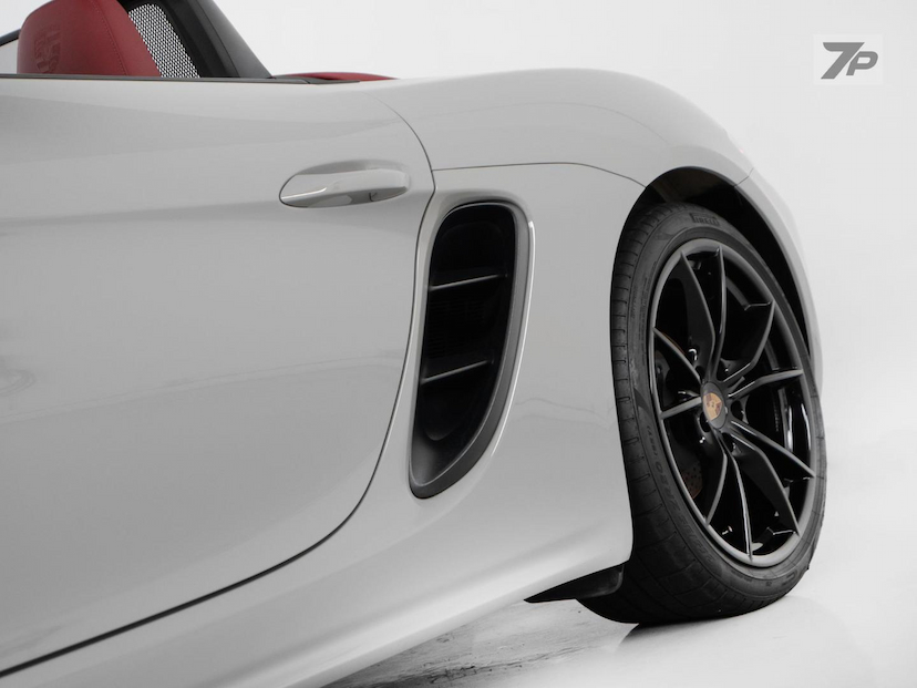 Foto do veículo PORSCHE BOXSTER  2024 6.300 KM 559.000,00