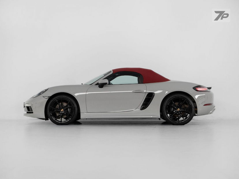 Foto do veículo PORSCHE BOXSTER  2024 6.300 KM 559.000,00