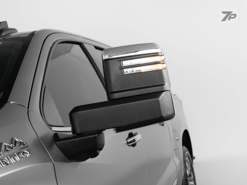 Foto do veículo CHEVROLET SILVERADO  HC 2024 23.201 KM 399.000,00
