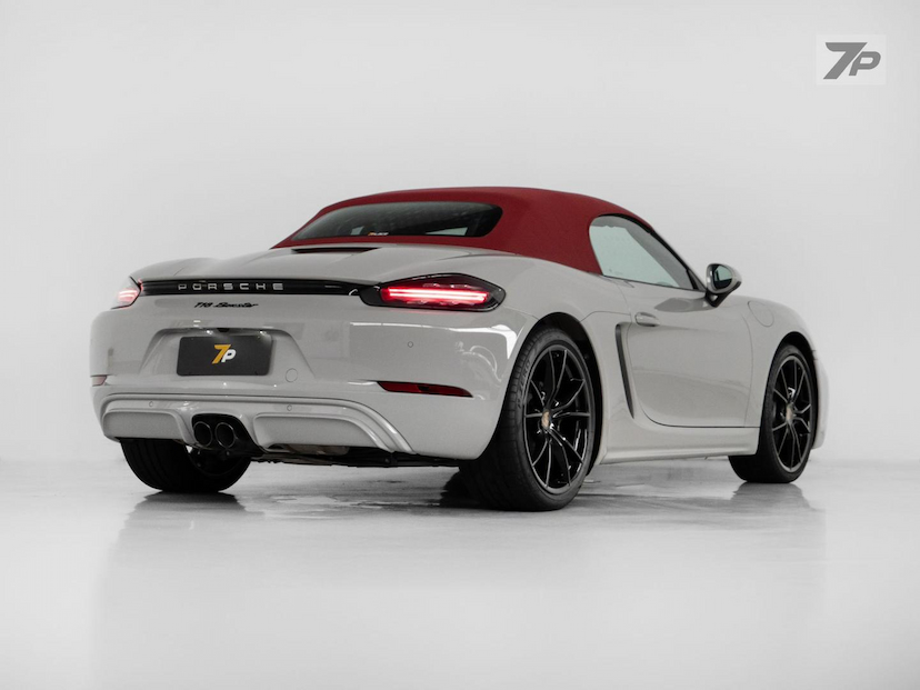 Foto do veículo PORSCHE 718  2.0 16V H4 GASOLINA BOXSTER PDK 2024 6.300 KM 620.000,00