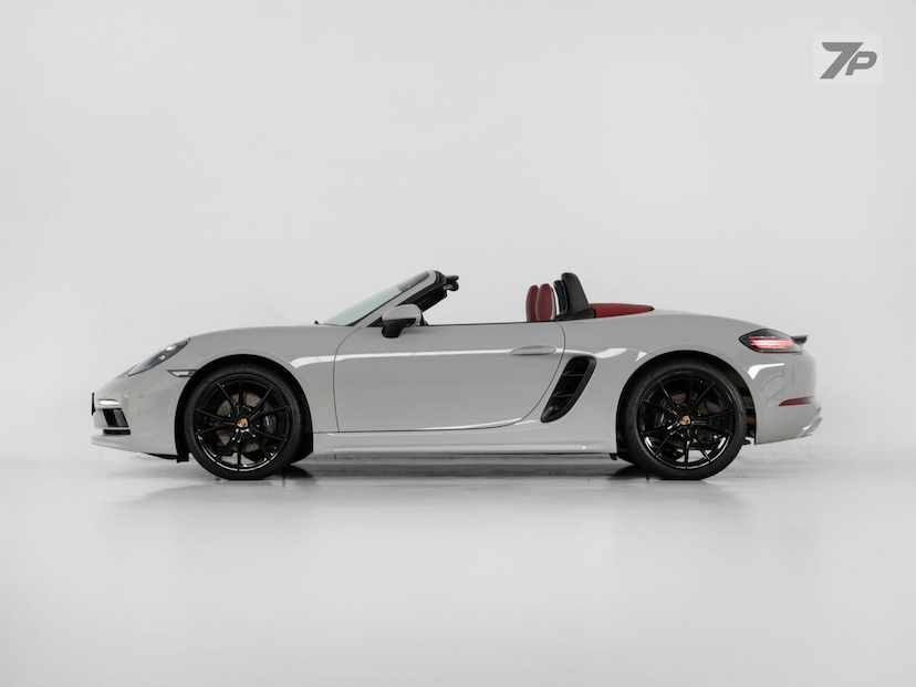 Foto do veículo PORSCHE 718  2.0 16V H4 GASOLINA BOXSTER PDK 2024 6.300 KM 620.000,00