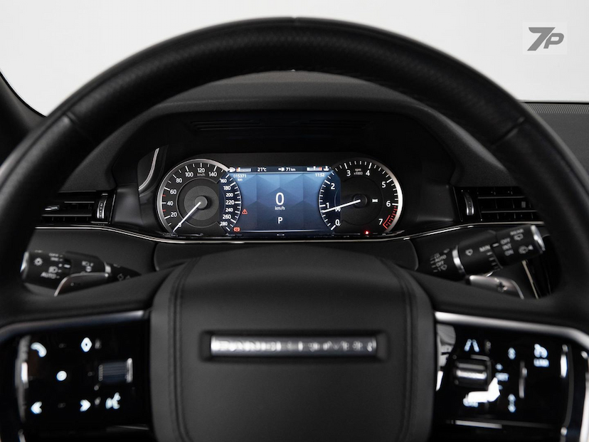 Foto do veículo LAND ROVER RANGE ROVER EVOQUE P250FF HSERD 2023 15.373 KM 300.000,00