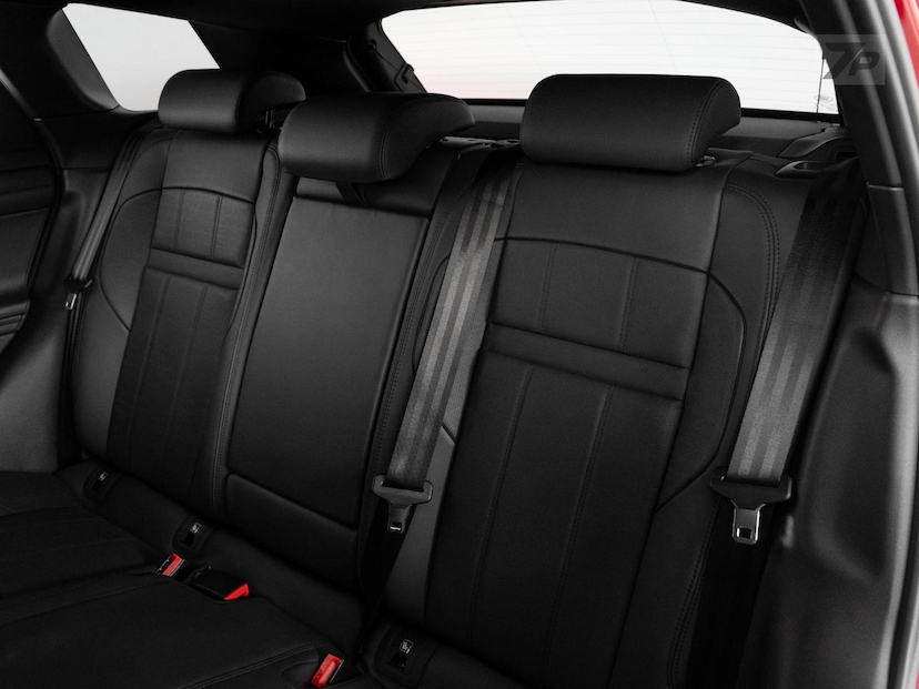 Foto do veículo LAND ROVER RANGE ROVER EVOQUE P250FF HSERD 2023 15.373 KM 300.000,00