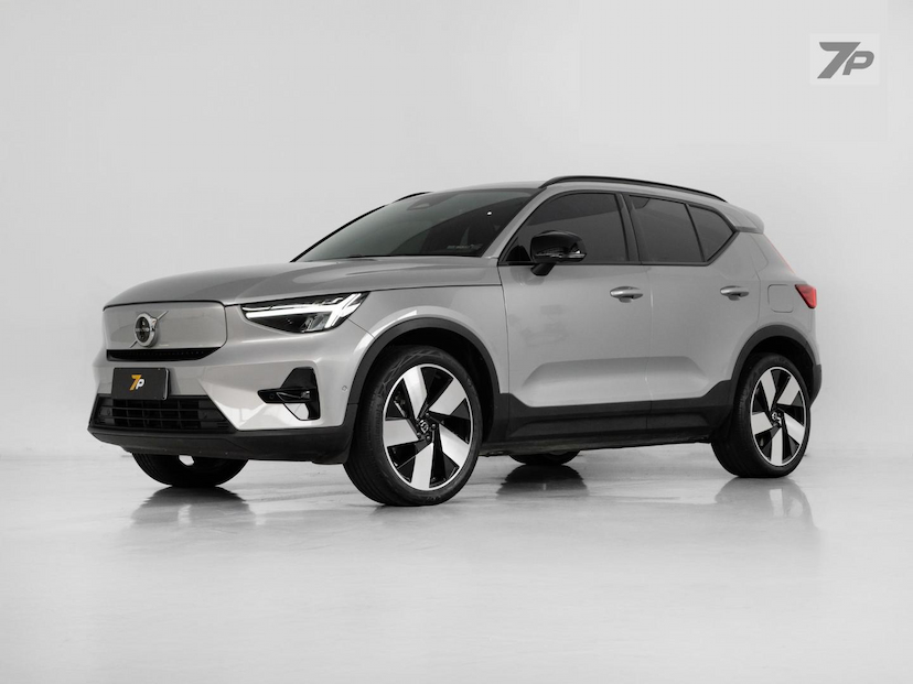 Foto do veículo VOLVO XC40 XC 40 RECHARGE PE 2023 15.580 KM 219.800,00