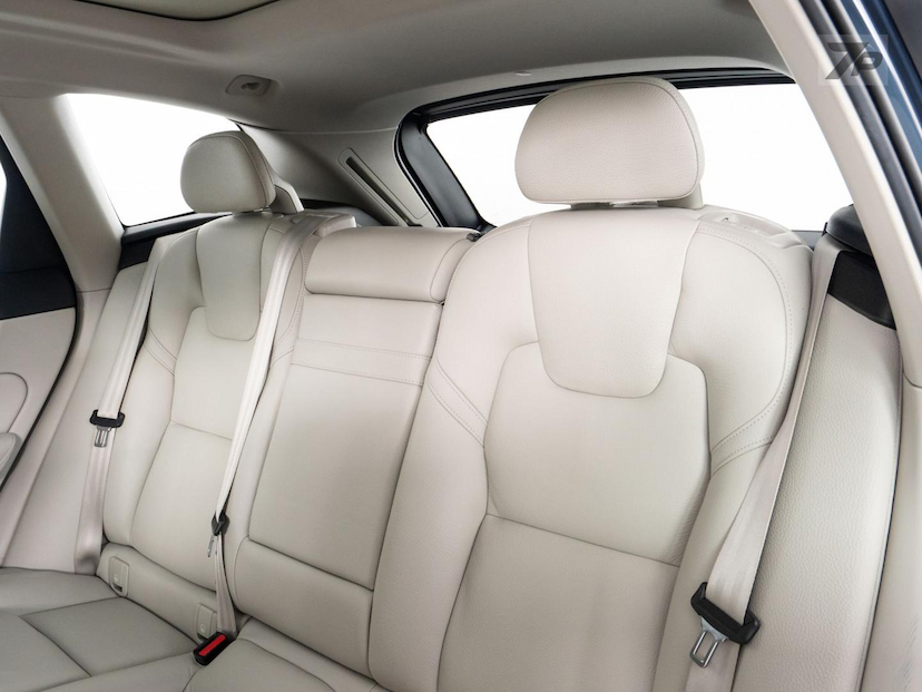 Foto do veículo VOLVO XC60  2.0 T5 MOM 2019 59.855 KM 168.900,00
