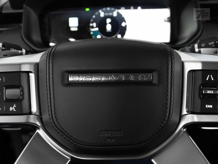 Foto do veículo LAND ROVER DISCOVERY DISC D300 HSE 2022 54.500 KM 399.000,00
