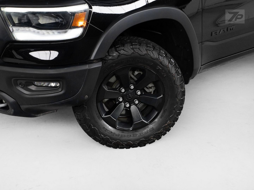 Foto do veículo RAM 1500  REBEL HEMI 2022 31.507 KM 348.500,00
