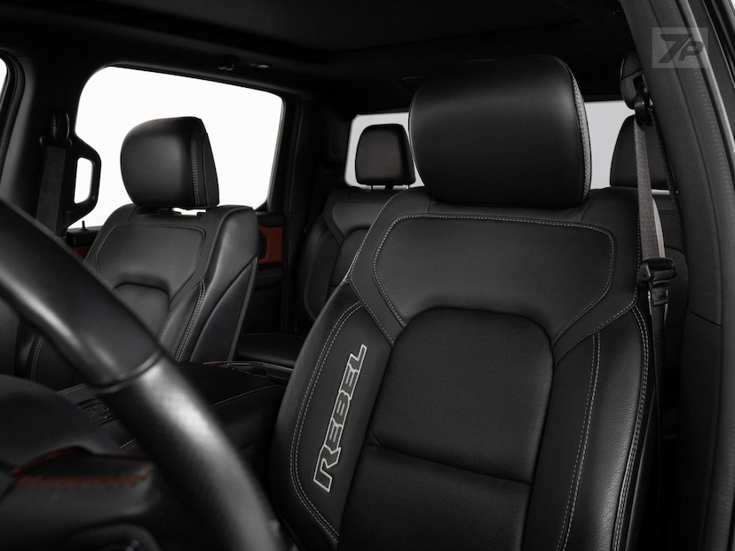 Foto do veículo RAM 1500  REBEL HEMI 2022 31.507 KM 348.500,00