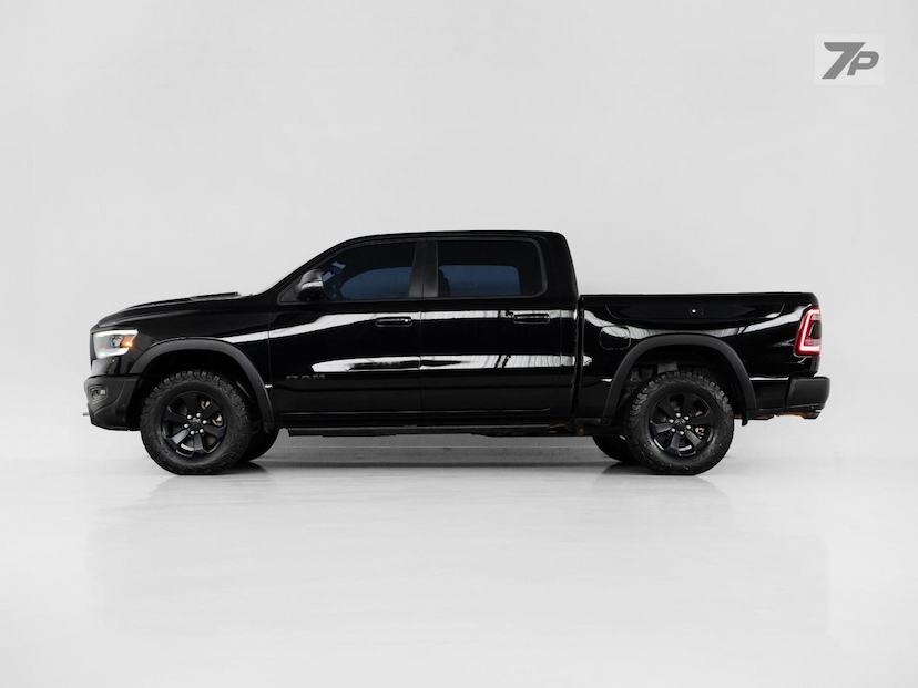 Foto do veículo RAM 1500  REBEL HEMI 2022 31.507 KM 348.500,00