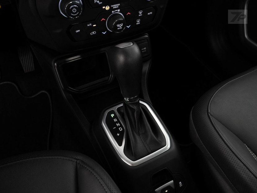 Foto do veículo JEEP RENEGADE  LNGTD AT 2020 58.346 KM 78.000,00