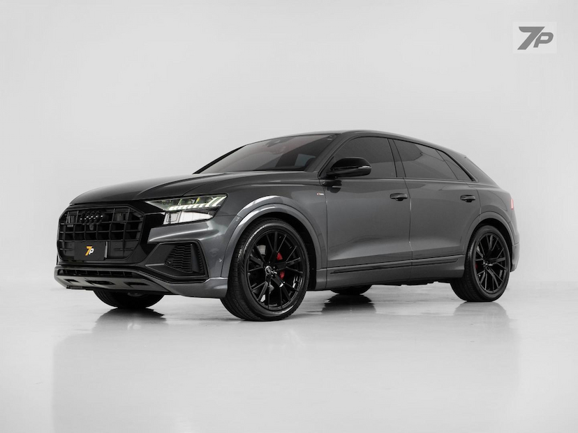 Foto do veículo AUDI Q8  3.0TFSI 2021 36.960 KM 389.000,00