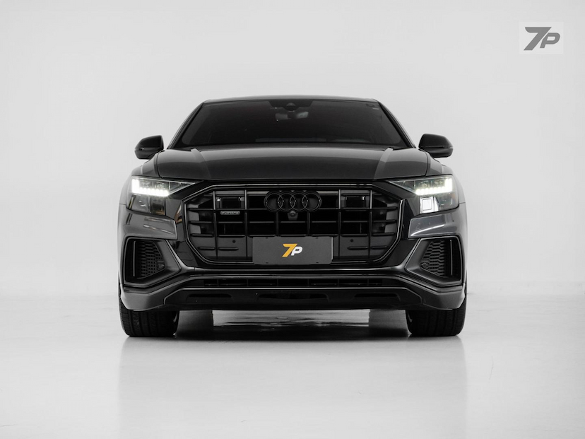 Foto do veículo AUDI Q8  3.0TFSI 2021 36.960 KM 389.000,00