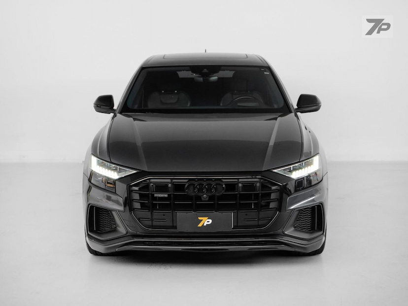 Foto do veículo AUDI Q8  3.0TFSI 2021 36.960 KM 389.000,00