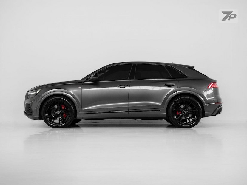 Foto do veículo AUDI Q8  3.0TFSI 2021 36.960 KM 389.000,00