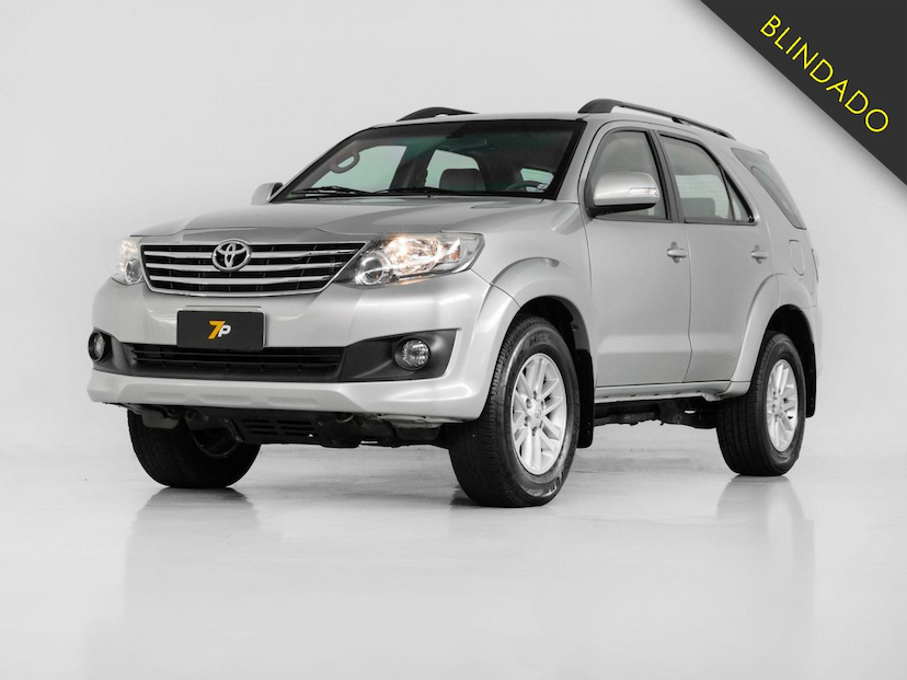Foto do veículo TOYOTA HILUX  SW4 SR 4X2 2.7/ 2.7 FLEX 16V AUT 2013 89.194 KM 119.500,00