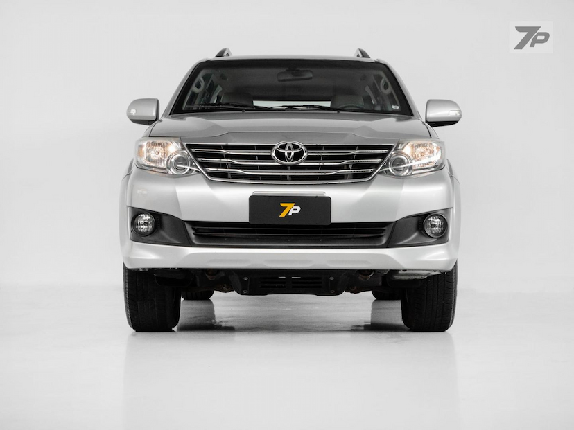 Foto do veículo TOYOTA HILUX  SW4 SR 4X2 2.7/ 2.7 FLEX 16V AUT 2013 89.194 KM 119.500,00