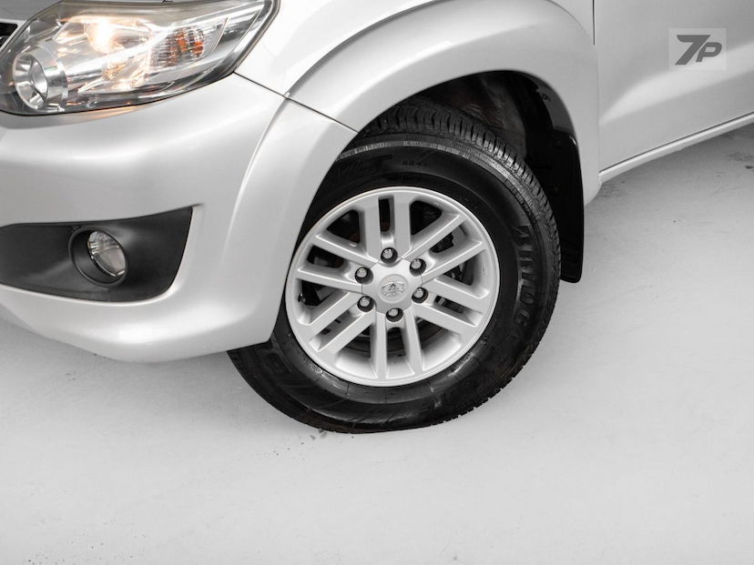 Foto do veículo TOYOTA HILUX  SW4 SR 4X2 2.7/ 2.7 FLEX 16V AUT 2013 89.194 KM 119.500,00