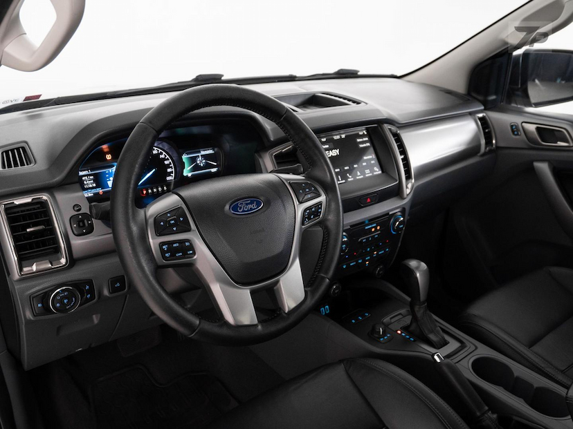 Foto do veículo FORD RANGER  XLTCD4A32C 2018 142.961 KM 132.000,00