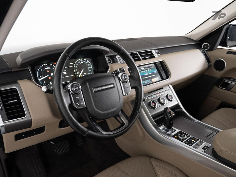 Foto do veículo LAND ROVER RANGE ROVER LR R.R SPT 3.0 TD HSE 2016 134.682 KM 154.500,00