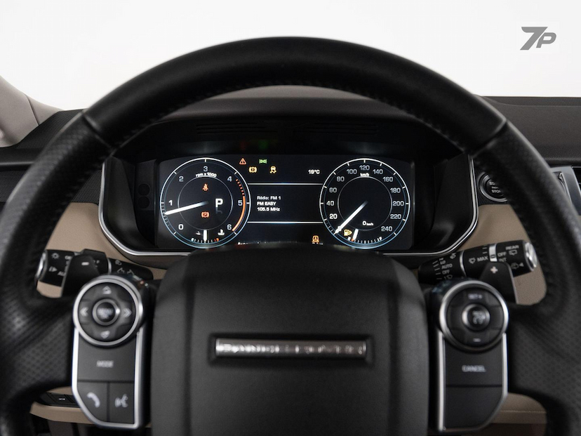 Foto do veículo LAND ROVER RANGE ROVER LR R.R SPT 3.0 TD HSE 2016 134.682 KM 154.500,00