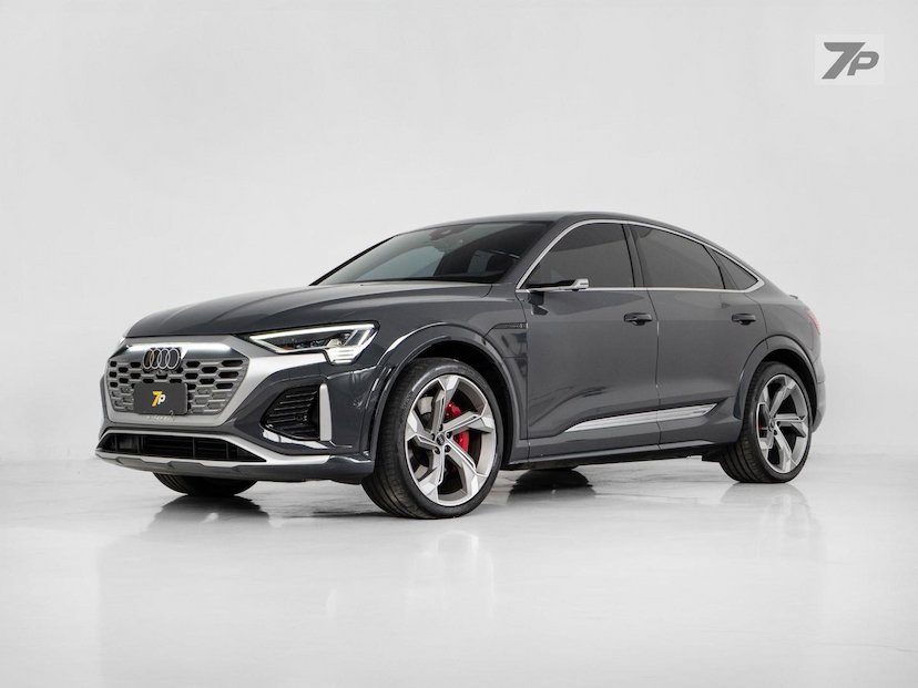 Foto do veículo AUDI SQ8  SPORTBACK E-TRON QUATTRO (ELÉTRICO) 2024 14.260 KM 519.500,00