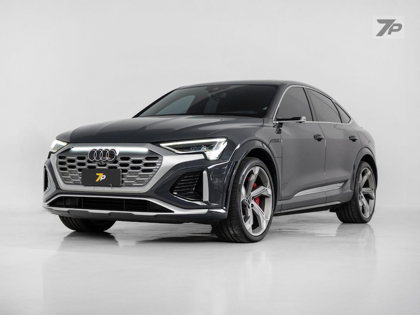 Foto do veículo AUDI SQ8  SPORTBACK E-TRON QUATTRO (ELÉTRICO) 2024 14.260 KM 519.500,00
