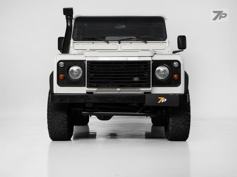 Foto do veículo LAND ROVER DEFENDER  110 CSW 2000 257.489 KM 238.500,00