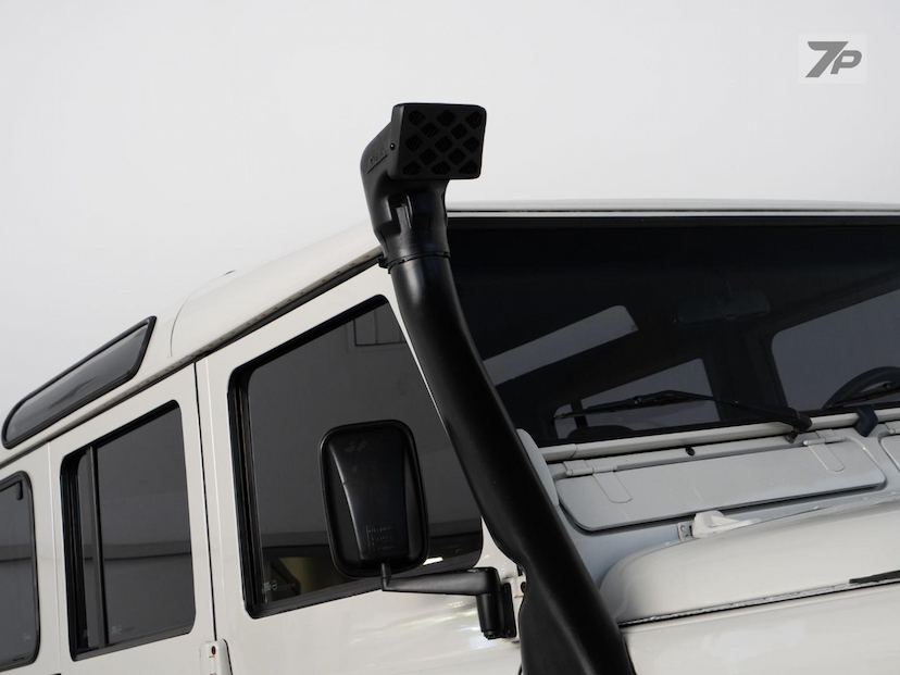 Foto do veículo LAND ROVER DEFENDER  110 CSW 2000 257.489 KM 238.500,00