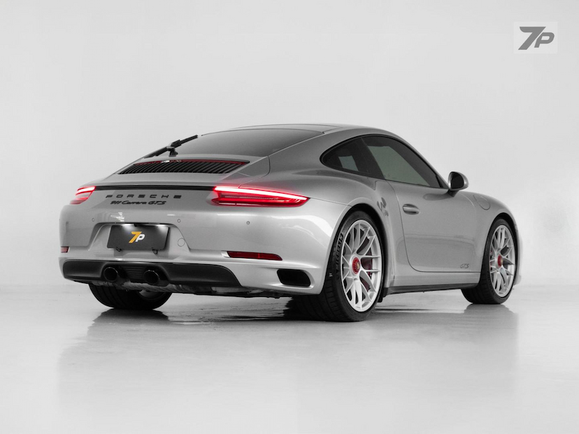 Foto do veículo PORSCHE 911  GTS 2018 17.602 KM 699.000,00