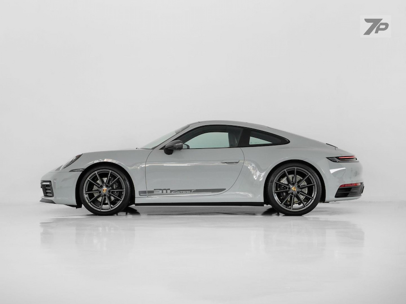 Foto do veículo PORSCHE 911  CARRERA T 3.0 370 CV 2023 7.276 KM 799.000,00