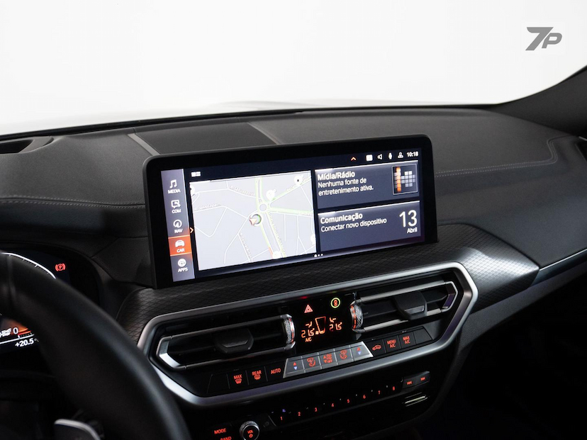 Foto do veículo BMW X4  XDRIVE30I 2024 22.000 KM 358.500,00