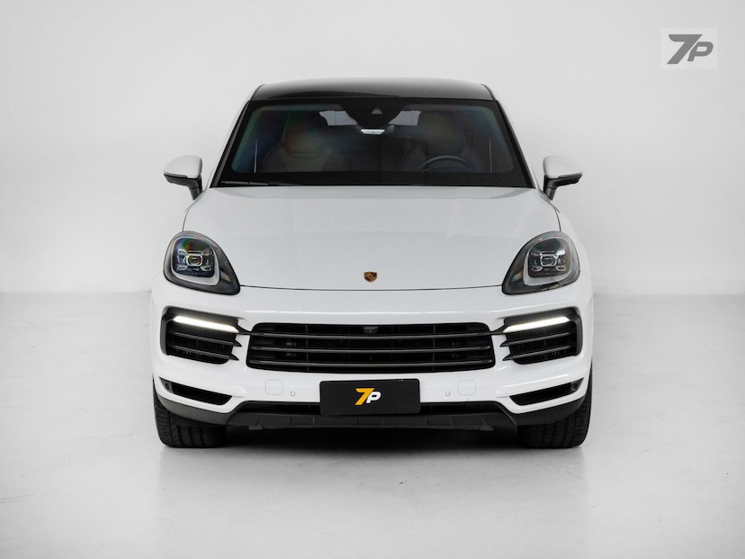 Foto do veículo PORSCHE CAYENNE  CP PHE 2022 49.876 KM 589.500,00