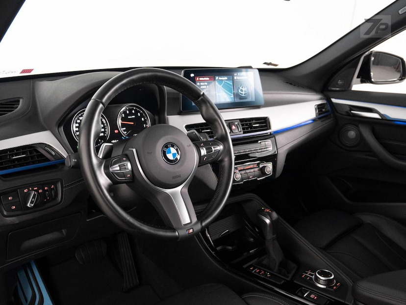 Foto do veículo BMW X1  SDRIVE20I M SPORT 2022 65.975 KM 179.800,00