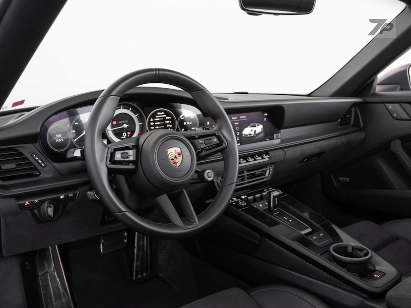 Foto do veículo PORSCHE 911  TARGA 4GTS 2022 8.800 KM 978.500,00