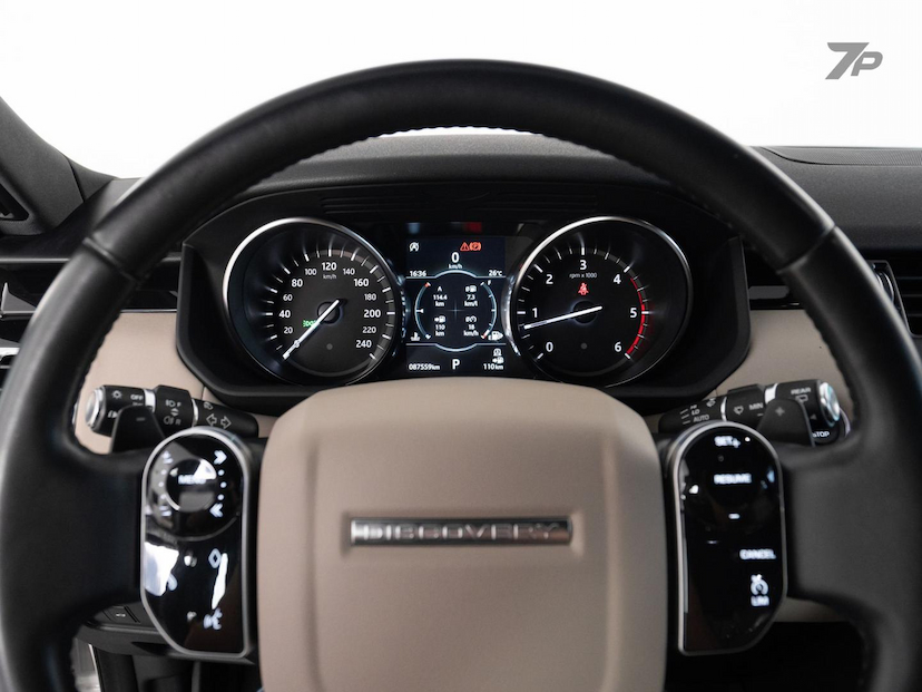 Foto do veículo LAND ROVER DISCOVERY LR  TD6 SE 7 2019 87.440 KM 219.000,00