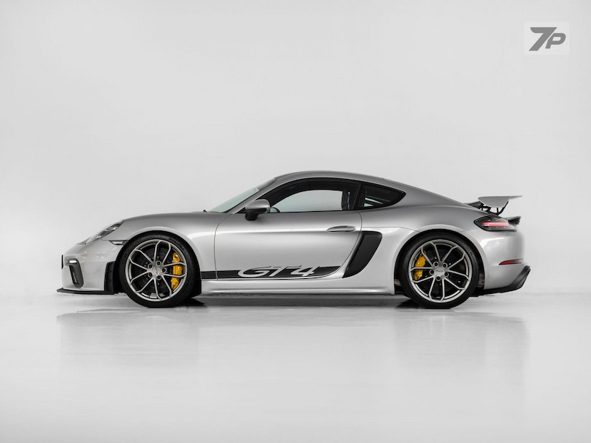 Foto do veículo PORSCHE 718  CAYMAN GT4 4.0 420CV 2023 6.726 KM 1.000.000,00