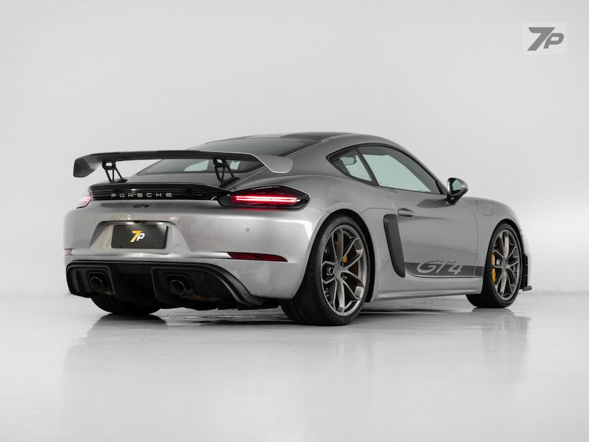 Foto do veículo PORSCHE 718  CAYMAN GT4 4.0 420CV 2023 6.726 KM 1.000.000,00