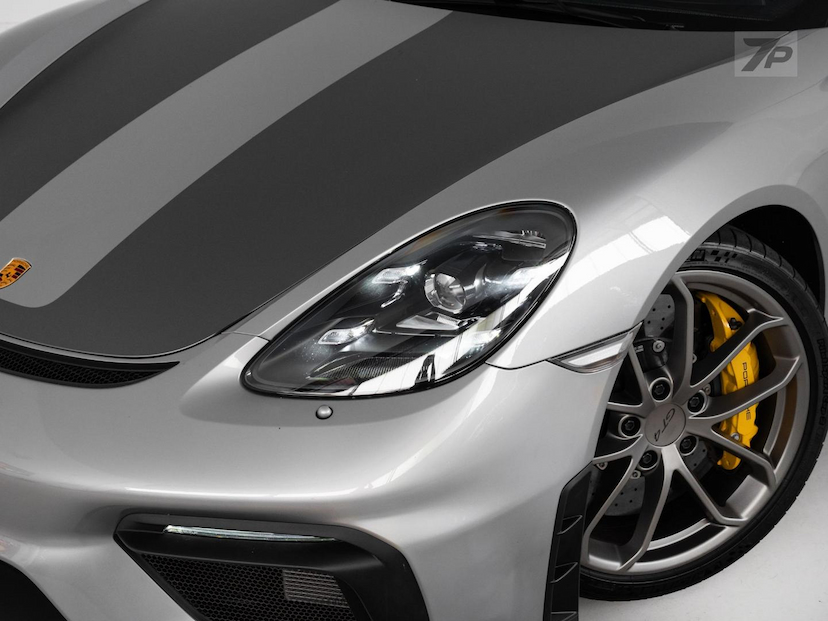 Foto do veículo PORSCHE 718  CAYMAN GT4 4.0 420CV 2023 6.726 KM 1.000.000,00