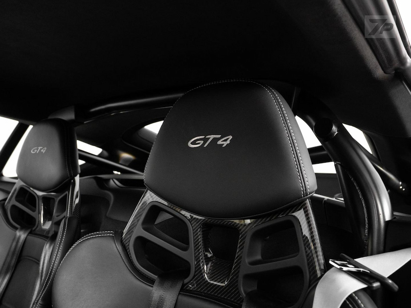 Foto do veículo PORSCHE 718  CAYMAN GT4 4.0 420CV 2023 6.726 KM 1.000.000,00