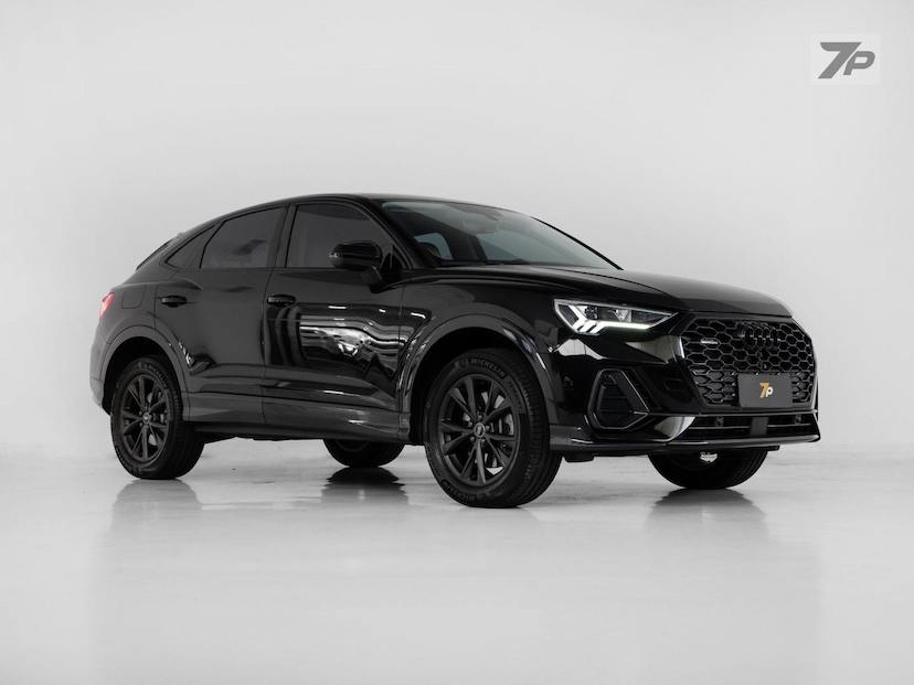 Foto do veículo AUDI Q3  SPORTBACK TFSI PERFORMANCE QUATTRO 2022 7.718 KM 229.000,00